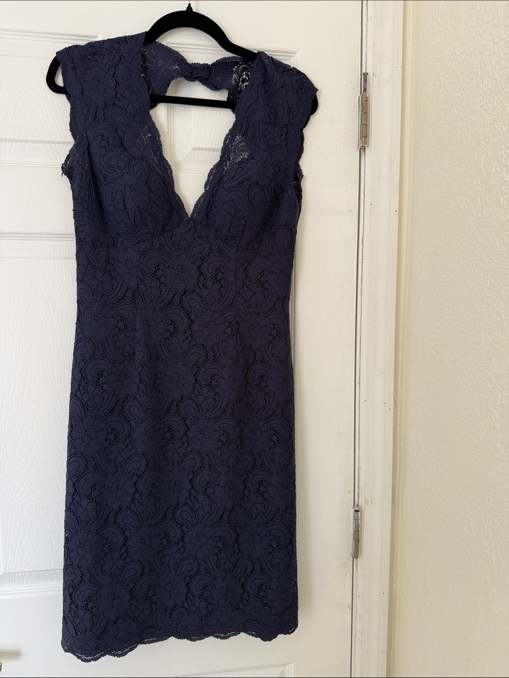 Watters & Watters Navy Lace Sheath Dress Size 8 Cocktail Wedding Guest